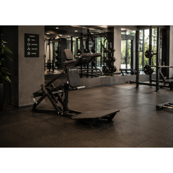 Plate Loaded V Squat | Megafitness