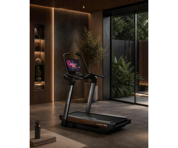 Commercial Treadmill with 15.6" TFT Display & Incline | MegaFitness